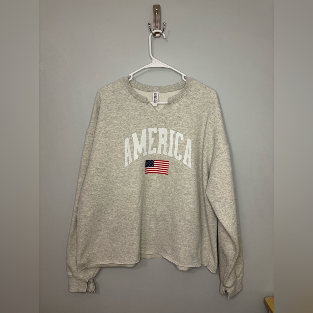 America Heather Gray Crewneck Sweatshirt size XL